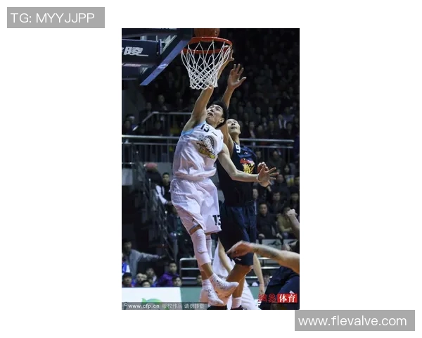 篮球比分捷报实时更新精彩赛事分析助你掌握比赛动态与胜负走势