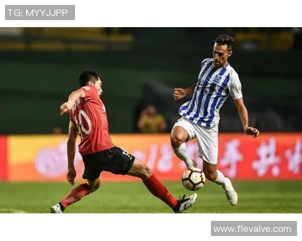 新英格兰革命与哥伦布机员的激烈对决引发球迷热议