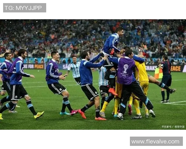 荷兰与阿根廷足球历史交锋回顾及重大赛事分析